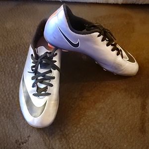 Mercurial vapor X SG Carbon Pro Plate Soft Ground